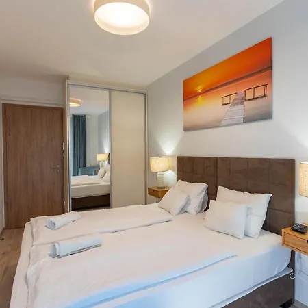 Lakeside Garden Lejlighed