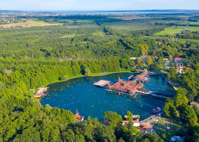 Lakeside Garden דירה Fonyód